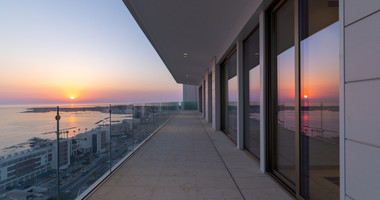Luxury three Bedroom Sea View Apartment for Sale in Kato Pafos | 9th Floor