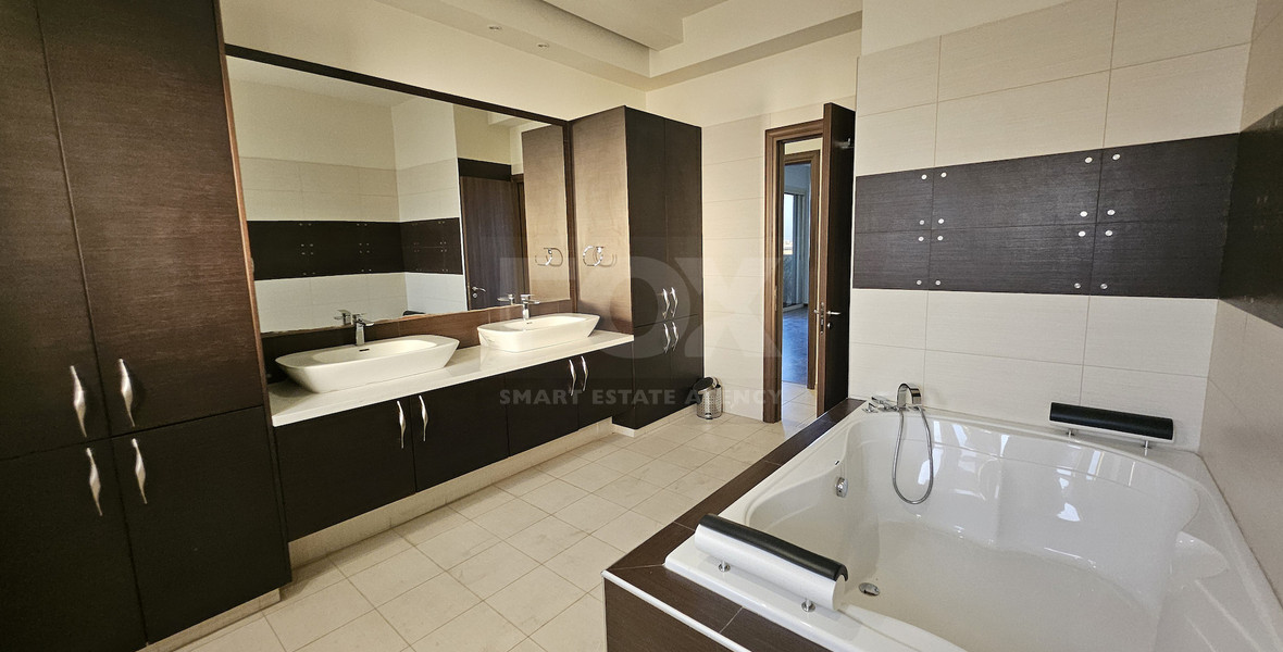 Spacious Four Bedroom Penthouse in Agia Filaxi