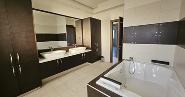 Spacious Four Bedroom Penthouse in Agia Filaxi