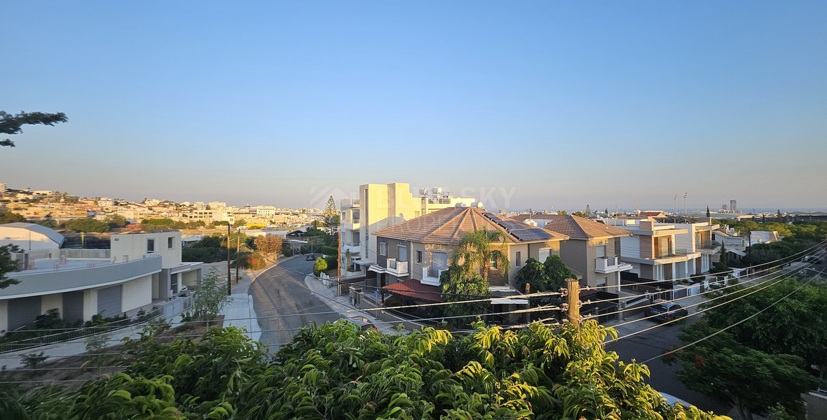 Spacious Four Bedroom Penthouse in Agia Filaxi