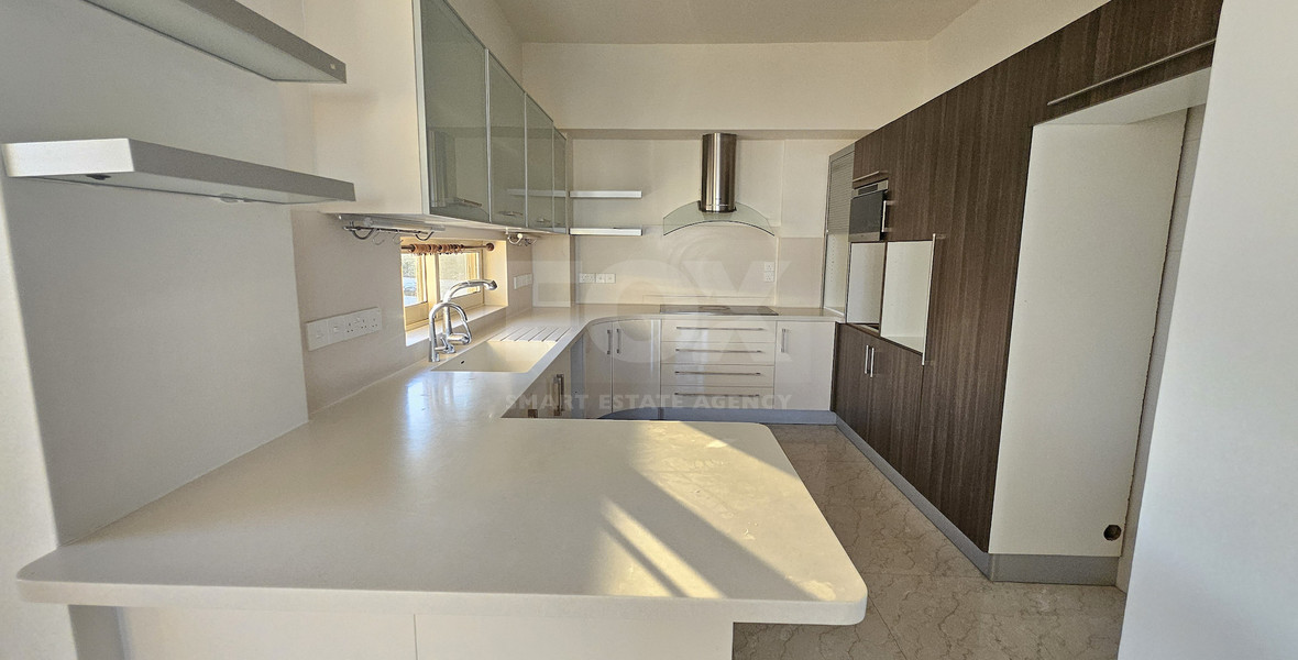 Spacious Four Bedroom Penthouse in Agia Filaxi