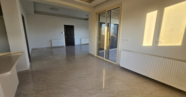 Spacious Four Bedroom Penthouse in Agia Filaxi