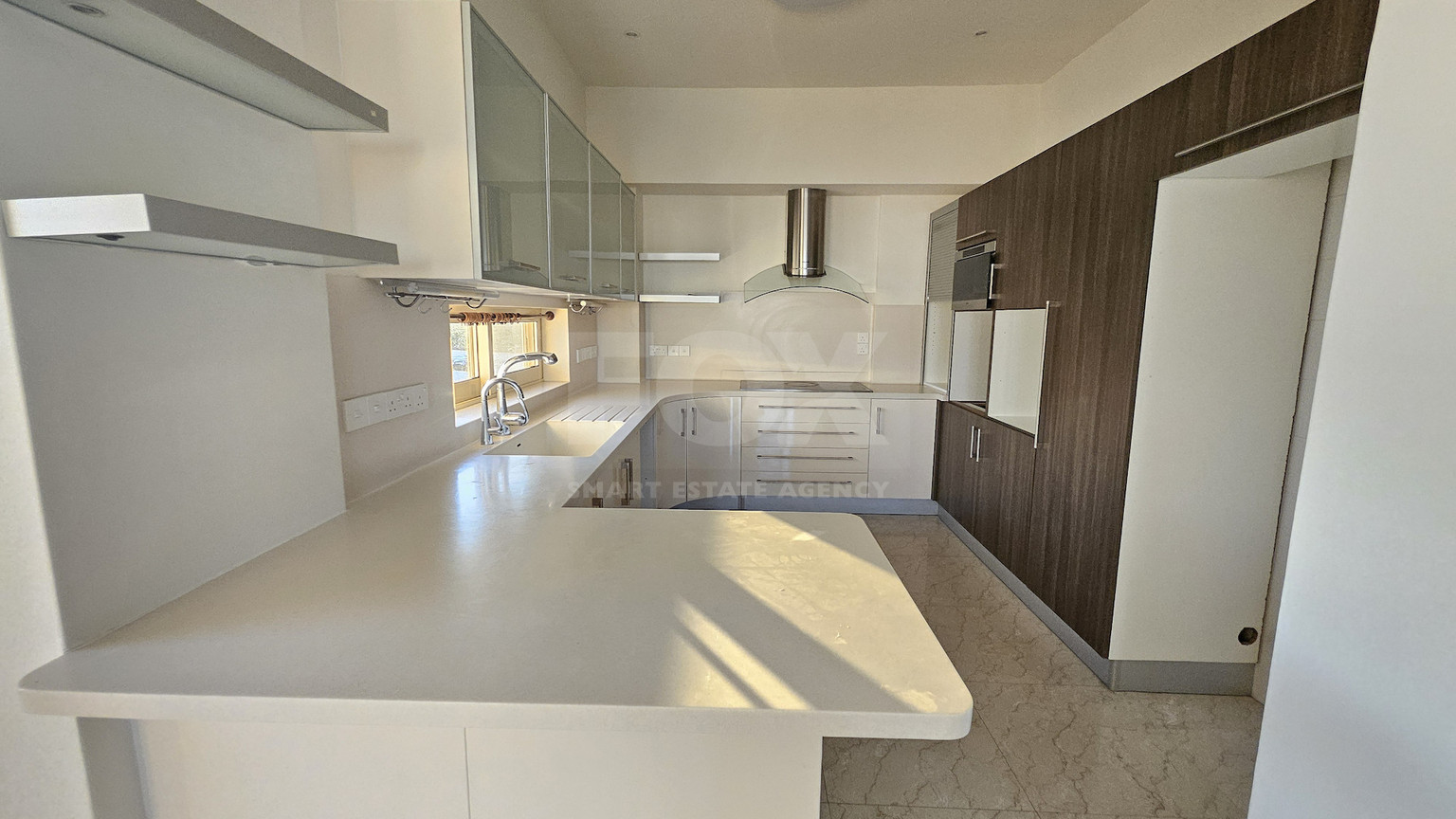 Spacious Four Bedroom Penthouse in Agia Filaxi