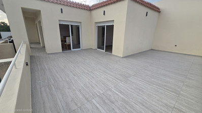 Near The Sea, Fully Renovated unfurnished (optional furhised) Two-Bedroom Penthouse for Rent in Parekklisia Tourist Area , Limassol