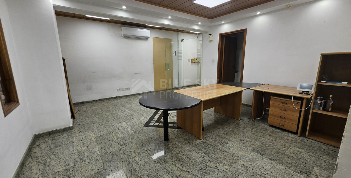 Partially Furnished Office Unit 250m in Pafou Avenue-Omonoia Area