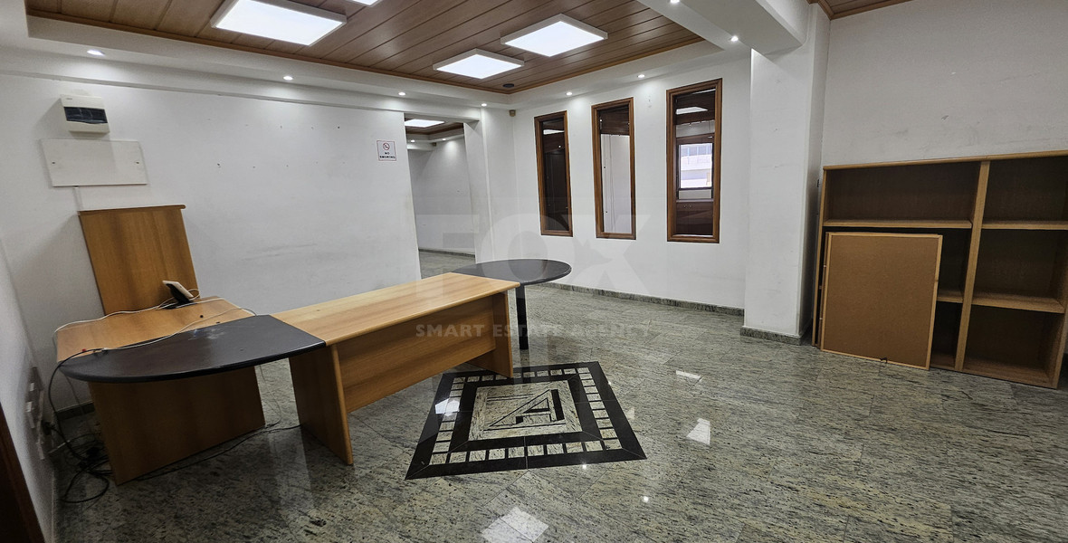 Partially Furnished Office Unit 250m in Pafou Avenue-Omonoia Area