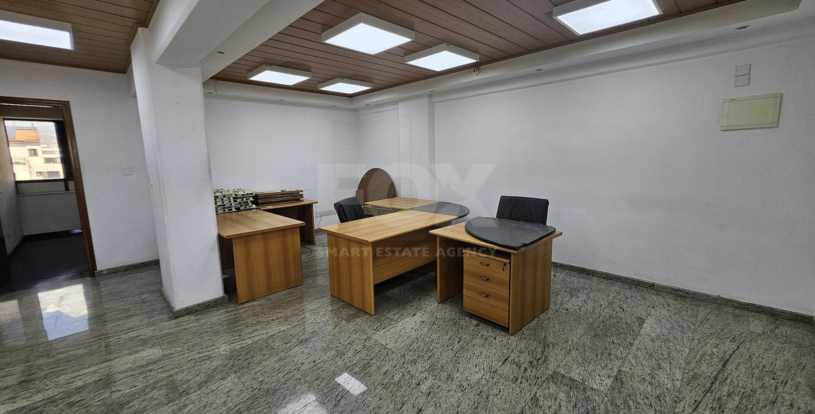 Partially Furnished Office Unit 250m in Pafou Avenue-Omonoia Area