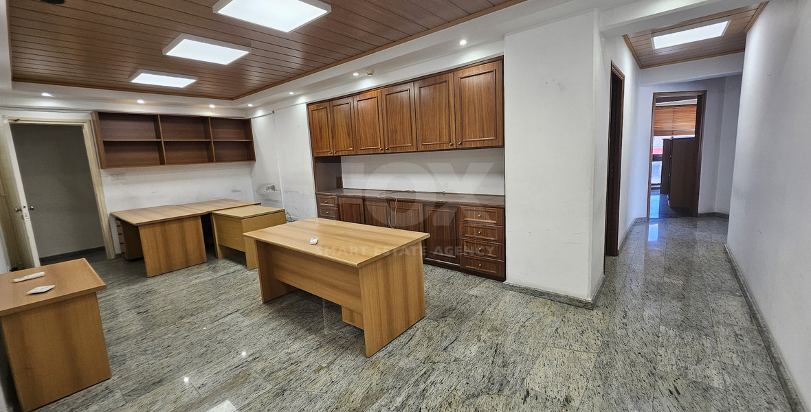 Partially Furnished Office Unit 250m in Pafou Avenue-Omonoia Area
