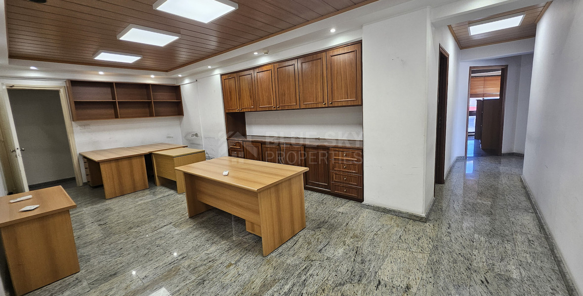 Partially Furnished Office Unit 250m in Pafou Avenue-Omonoia Area