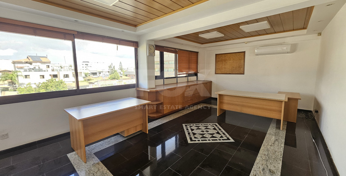 Partially Furnished Office Unit 250m in Pafou Avenue-Omonoia Area
