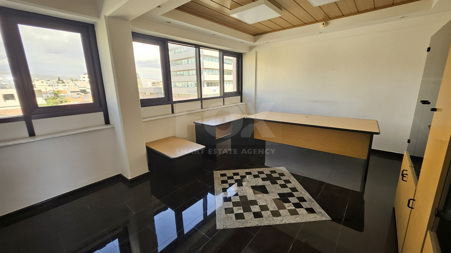 Partially Furnished Office Unit 250m in Pafou Avenue-Omonoia Area