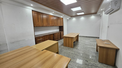 Partially Furnished Office Unit 250m in Pafou Avenue-Omonoia Area