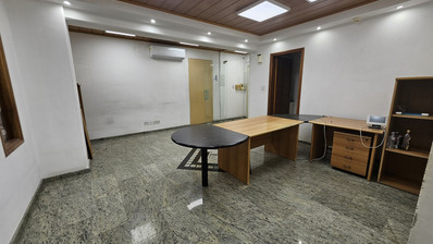 Partially Furnished Office Unit 250m in Pafou Avenue-Omonoia Area