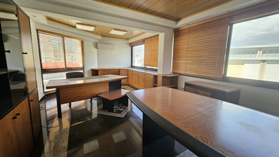 Partially Furnished Office Unit 250m in Pafou Avenue-Omonoia Area