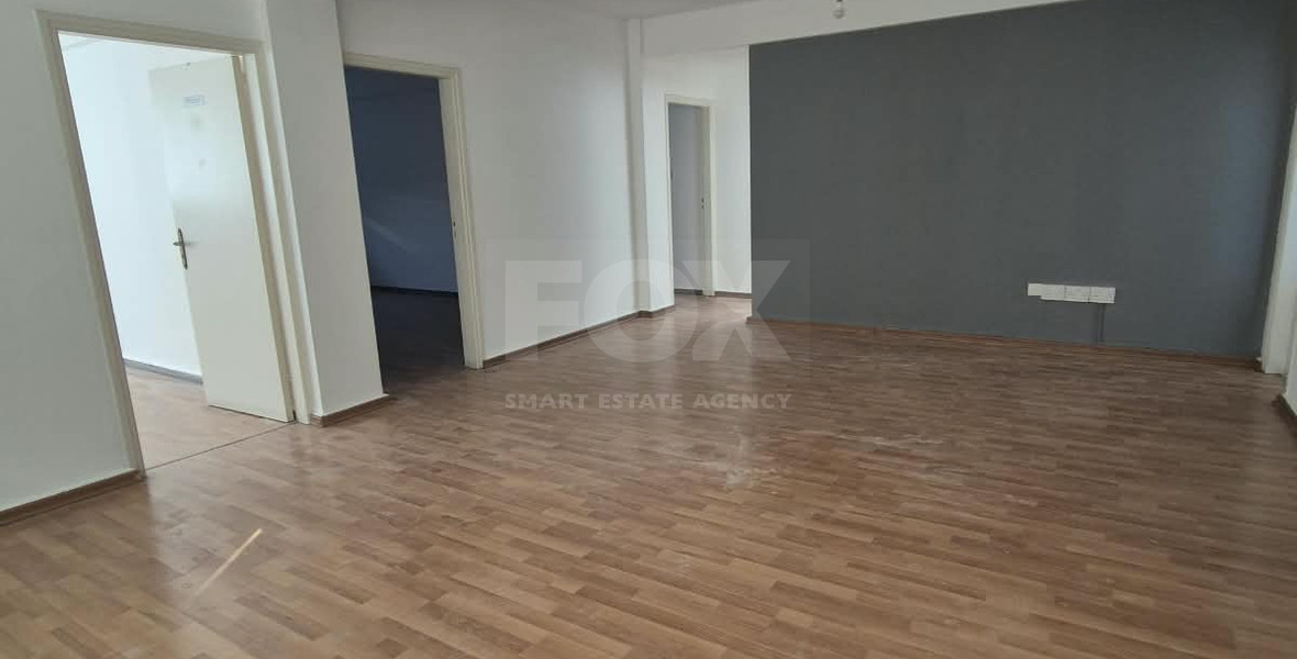 Office to rent On Makarios Avenue, Limassol