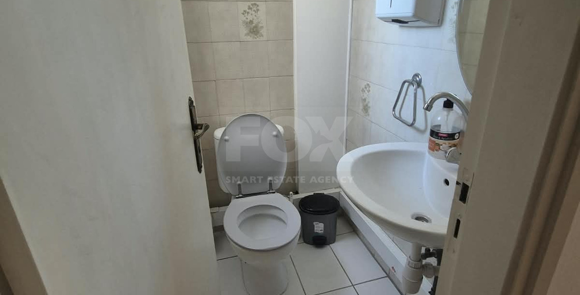 Office to rent On Makarios Avenue, Limassol