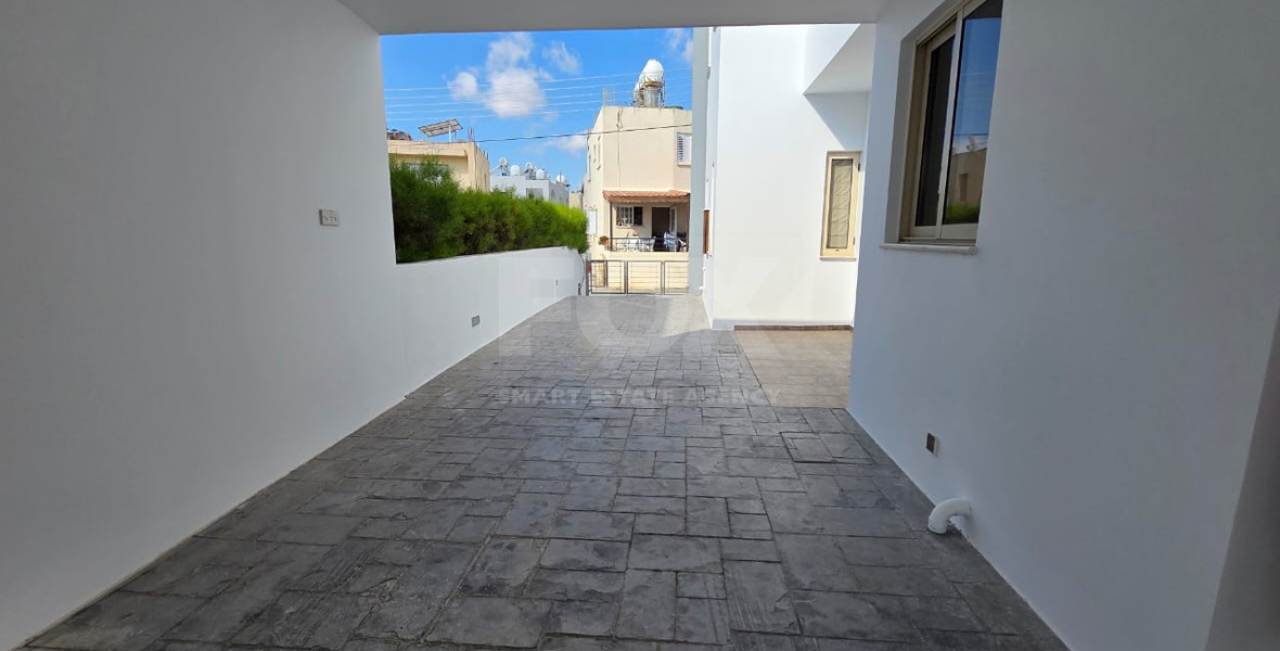 Spacious Four Bedroom Furnished House with Garden in Agios Athanasios, Limassol