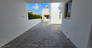 Spacious Four Bedroom Furnished House with Garden in Agios Athanasios, Limassol