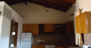 Two-Story Traditional House in Agios Therapontas