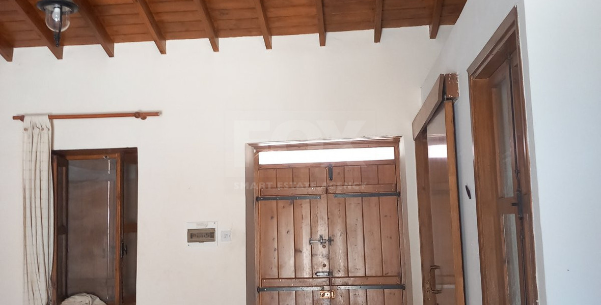 Two-Story Traditional House in Agios Therapontas