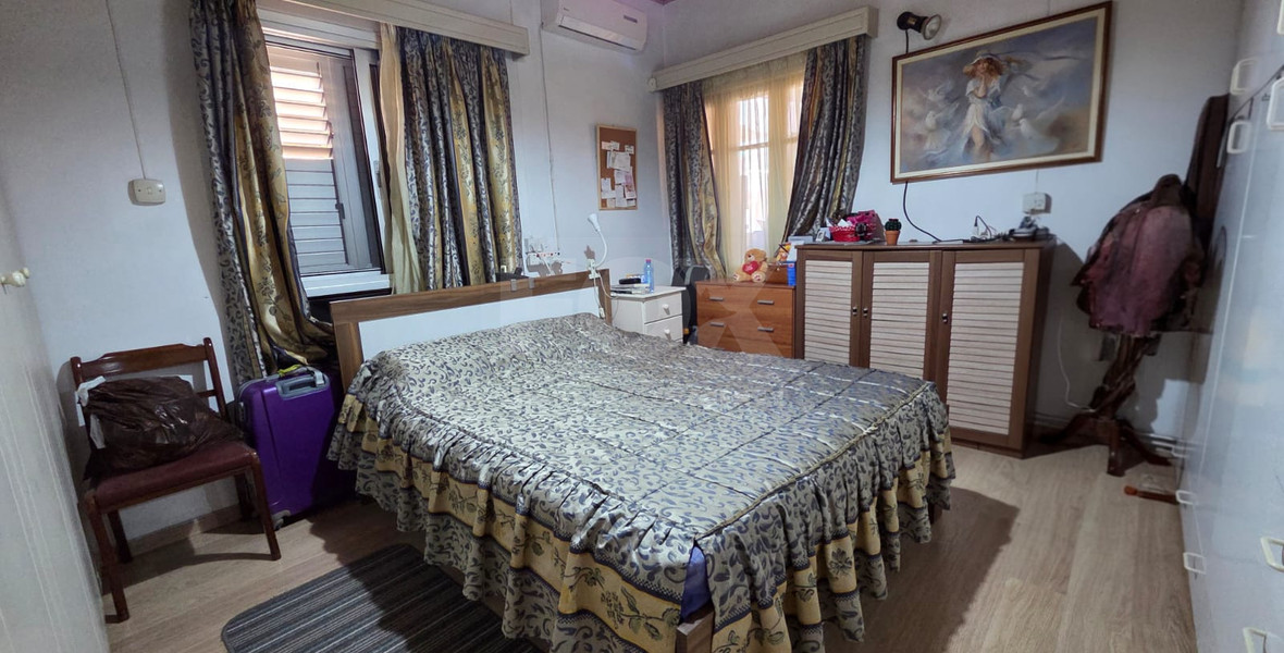 Two-Bedroom Detached House for Sale in Kapsalos – Prime Location with Excellent Development Potential