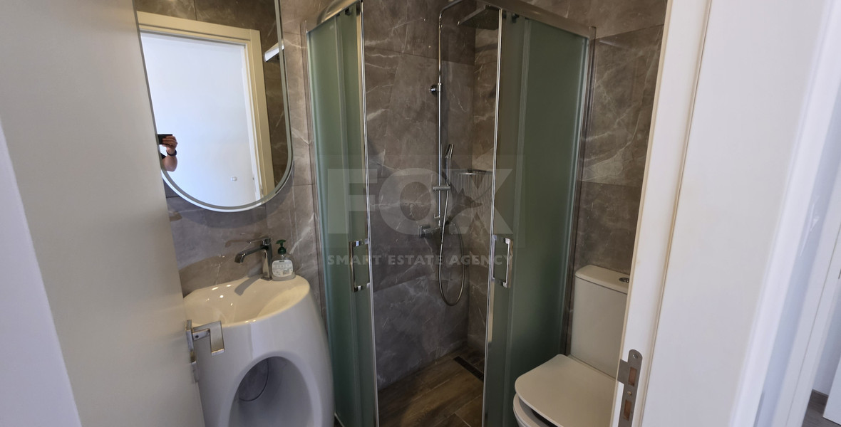 Modern 3-Bedroom Apartment in Mesa Geitonia