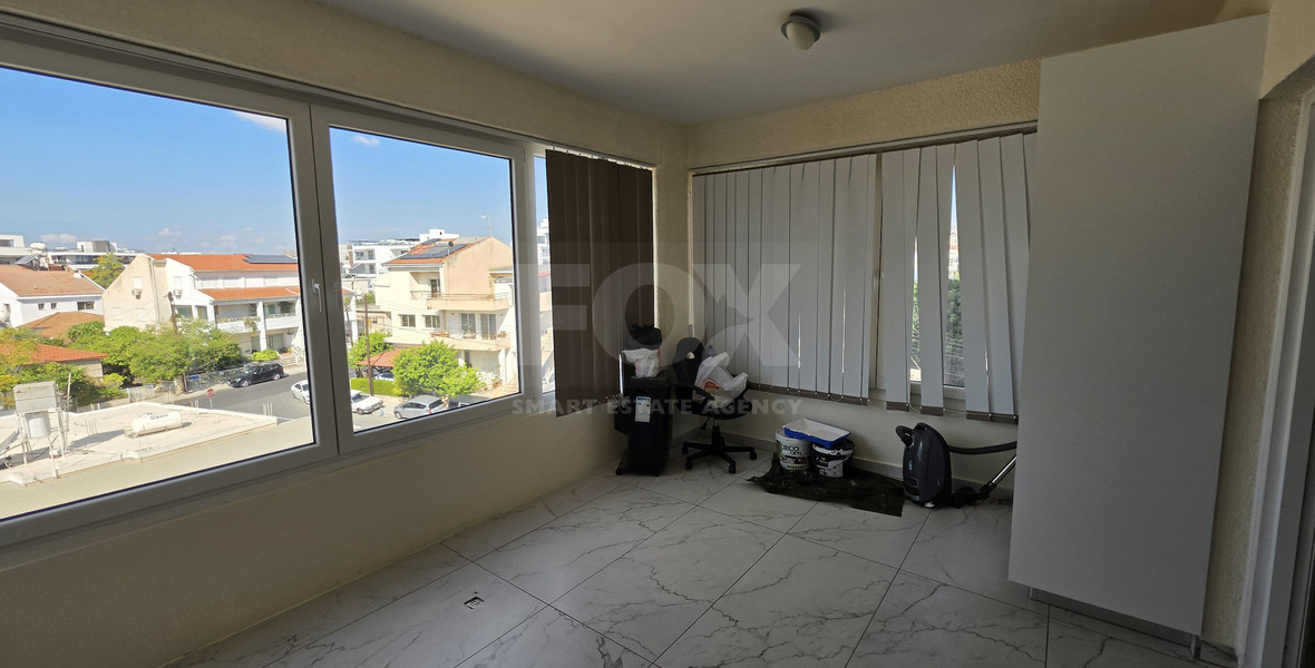 Modern 3-Bedroom Apartment in Mesa Geitonia