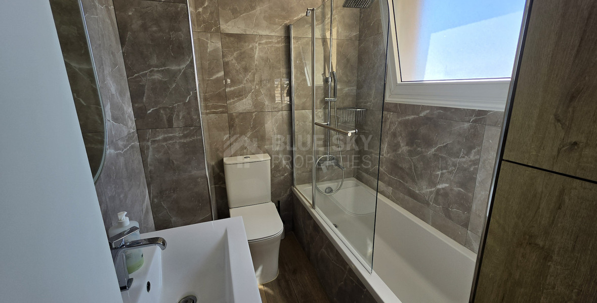 Modern 3-Bedroom Apartment in Mesa Geitonia
