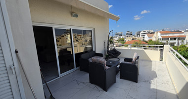 Modern 3-Bedroom Apartment in Mesa Geitonia