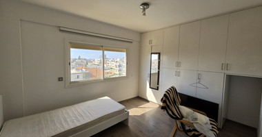 Modern 3-Bedroom Apartment in Mesa Geitonia