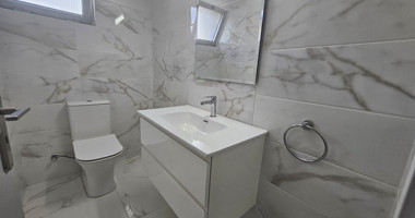 Three Bedroom Renovated Apartment in Germasogeia