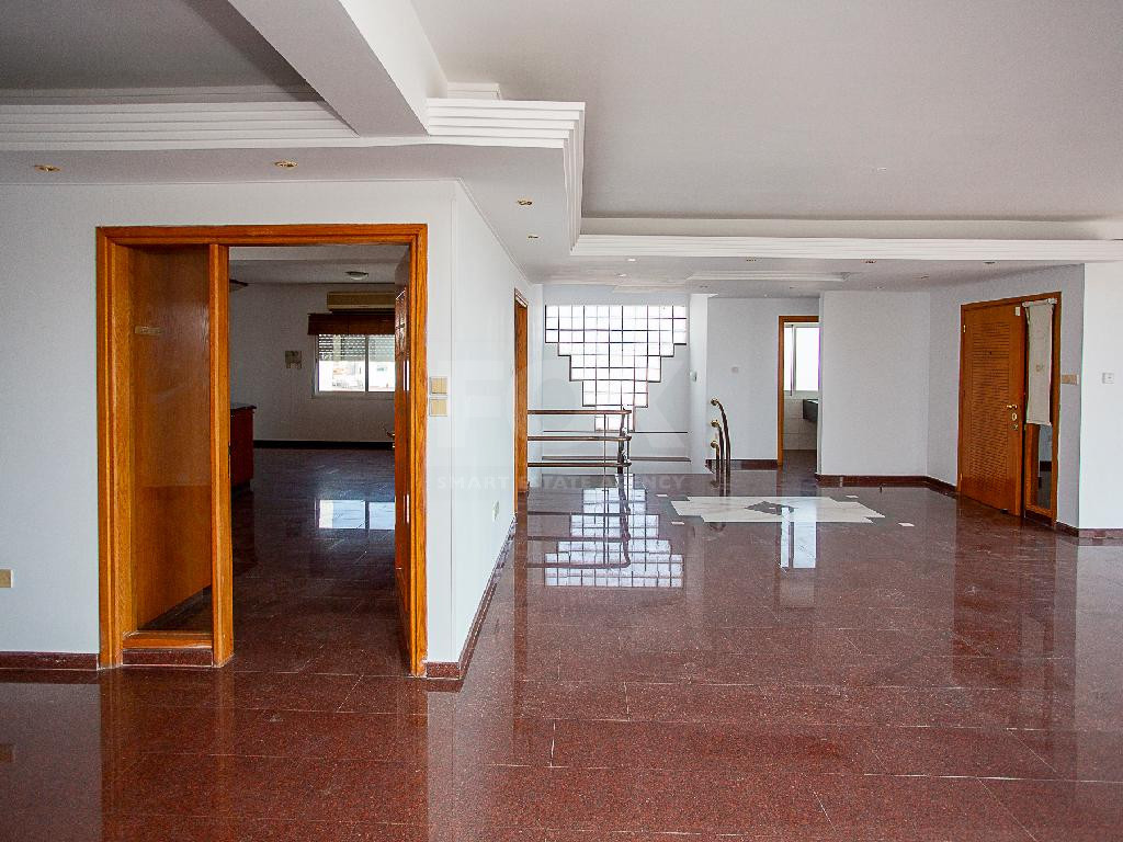 Spacious 4-Bedroom Duplex Penthouse with Separate Title Deed For Sale in Kato Polemidia