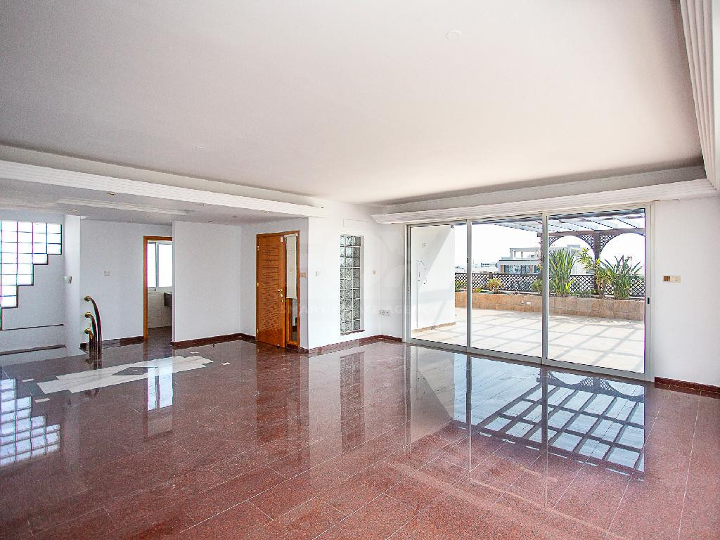 Spacious 4-Bedroom Duplex Penthouse with Separate Title Deed For Sale in Kato Polemidia