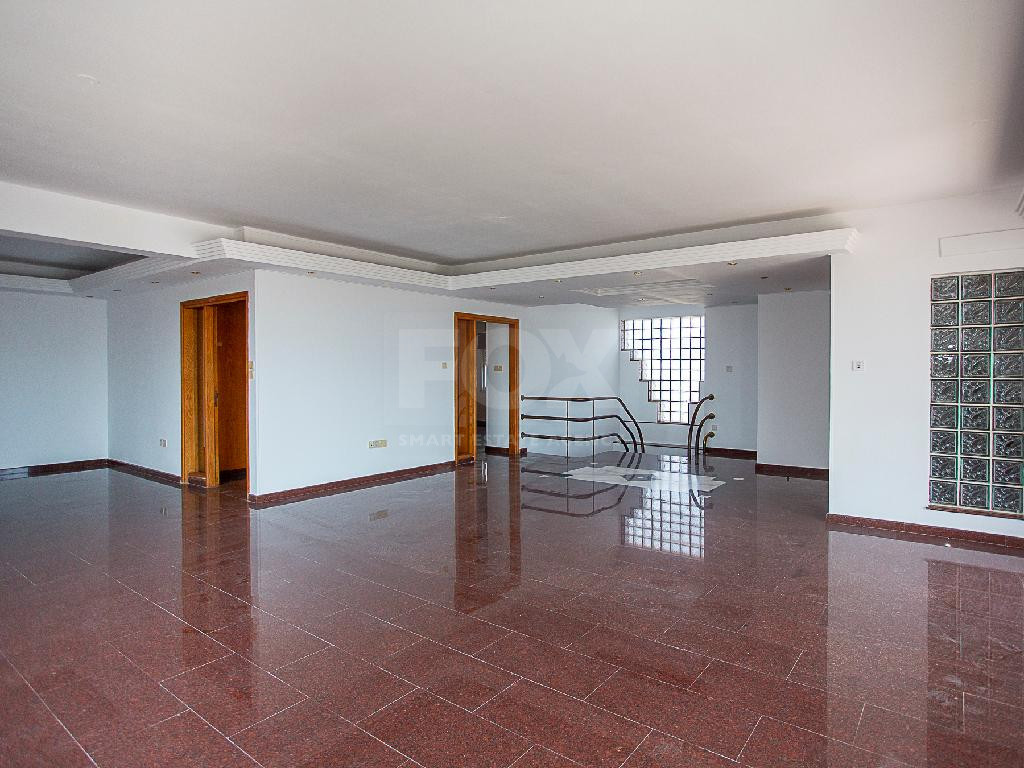 Spacious 4-Bedroom Duplex Penthouse with Separate Title Deed For Sale in Kato Polemidia