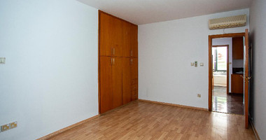 Spacious 4-Bedroom Duplex Penthouse with Separate Title Deed For Sale in Kato Polemidia
