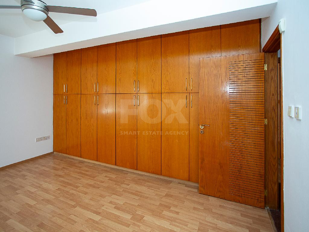 Spacious 4-Bedroom Duplex Penthouse with Separate Title Deed For Sale in Kato Polemidia