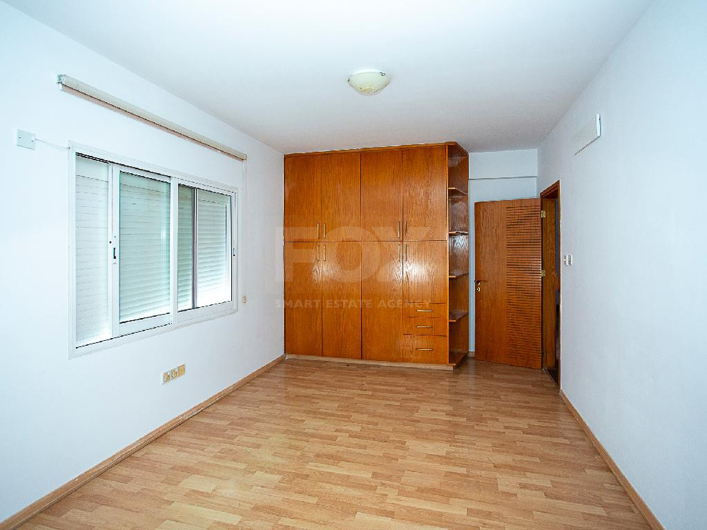 Spacious 4-Bedroom Duplex Penthouse with Separate Title Deed For Sale in Kato Polemidia
