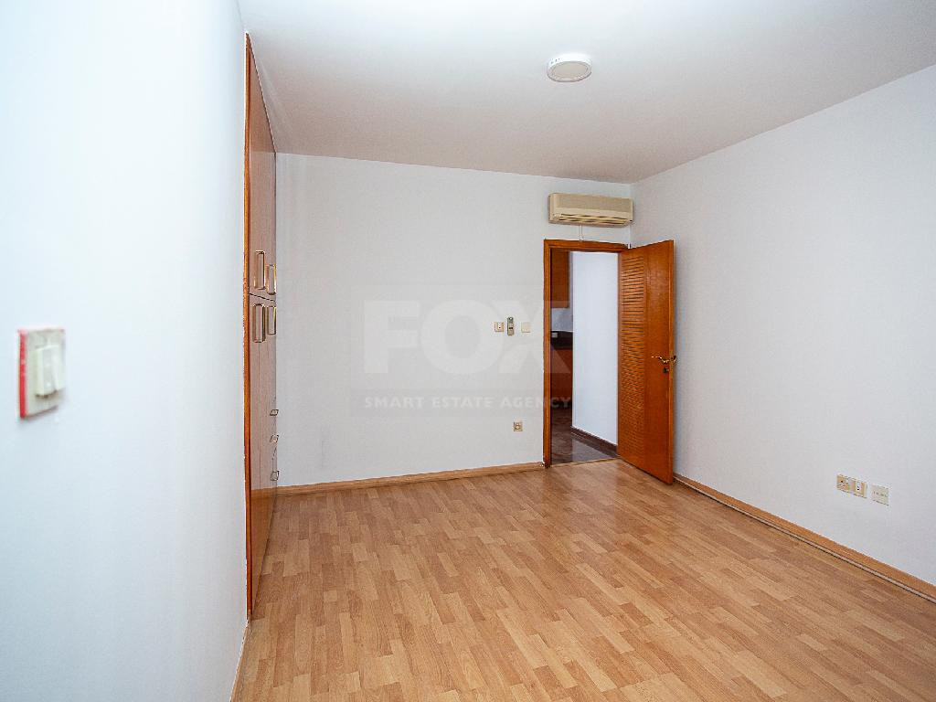 Spacious 4-Bedroom Duplex Penthouse with Separate Title Deed For Sale in Kato Polemidia