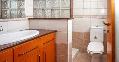 Spacious 4-Bedroom Duplex Penthouse with Separate Title Deed For Sale in Kato Polemidia