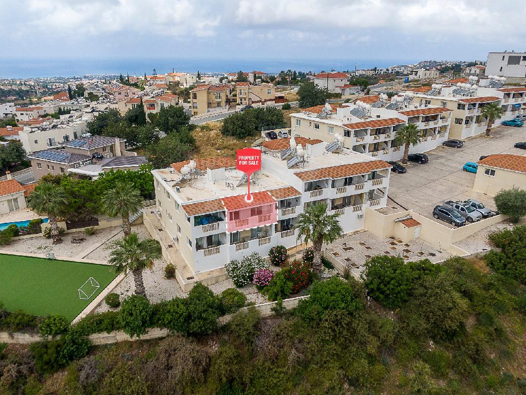 One-Bedroom Apartment for Sale in Peyia, Paphos
