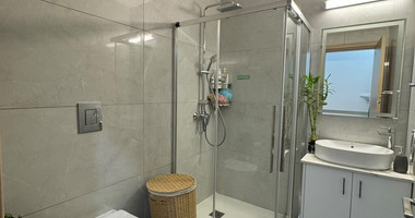 Modern 1-Bedroom Penthouse | Fully Furnished & Ready to Move In