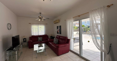 Luxury four Bedroom Detached Villa with Private Pool & Sea Views for Sale in Sea Caves – St George, Paphos | Full title deeds