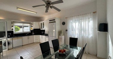 Luxury four Bedroom Detached Villa with Private Pool & Sea Views for Sale in Sea Caves – St George, Paphos | Full title deeds