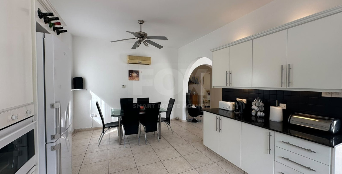 Luxury four Bedroom Detached Villa with Private Pool & Sea Views for Sale in Sea Caves – St George, Paphos | Full title deeds