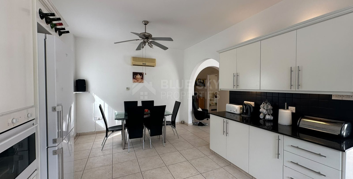 Luxury four Bedroom Detached Villa with Private Pool & Sea Views for Sale in Sea Caves – St George, Paphos | Full title deeds