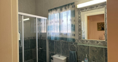 Luxury four Bedroom Detached Villa with Private Pool & Sea Views for Sale in Sea Caves – St George, Paphos | Full title deeds