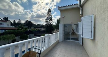 Luxury four Bedroom Detached Villa with Private Pool & Sea Views for Sale in Sea Caves – St George, Paphos | Full title deeds