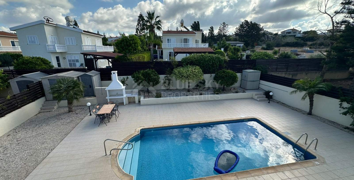 Luxury four Bedroom Detached Villa with Private Pool & Sea Views for Sale in Sea Caves – St George, Paphos | Full title deeds