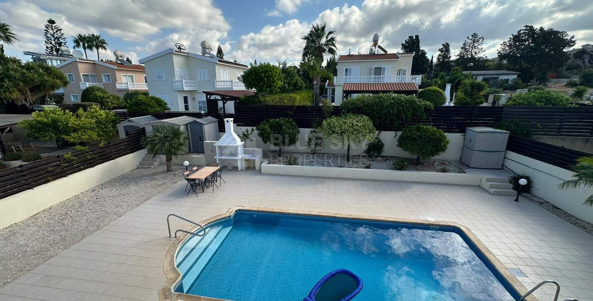 Luxury four Bedroom Detached Villa with Private Pool & Sea Views for Sale in Sea Caves – St George, Paphos | Full title deeds