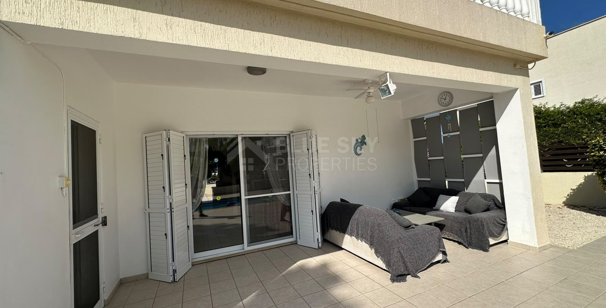 Luxury four Bedroom Detached Villa with Private Pool & Sea Views for Sale in Sea Caves – St George, Paphos | Full title deeds